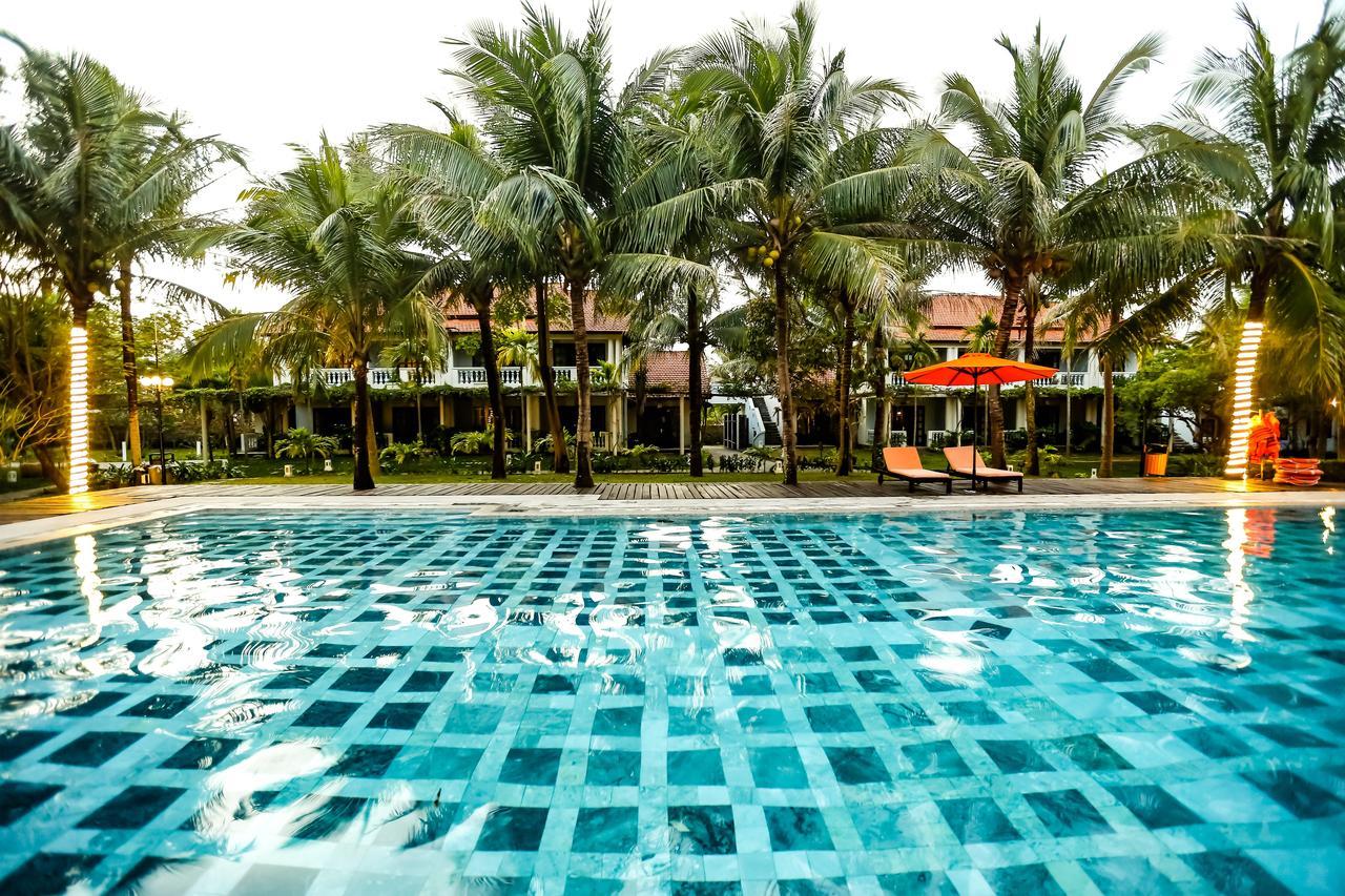 Le Belhamy Beach Resort & Spa, Hoi An An Bàn Exterior photo