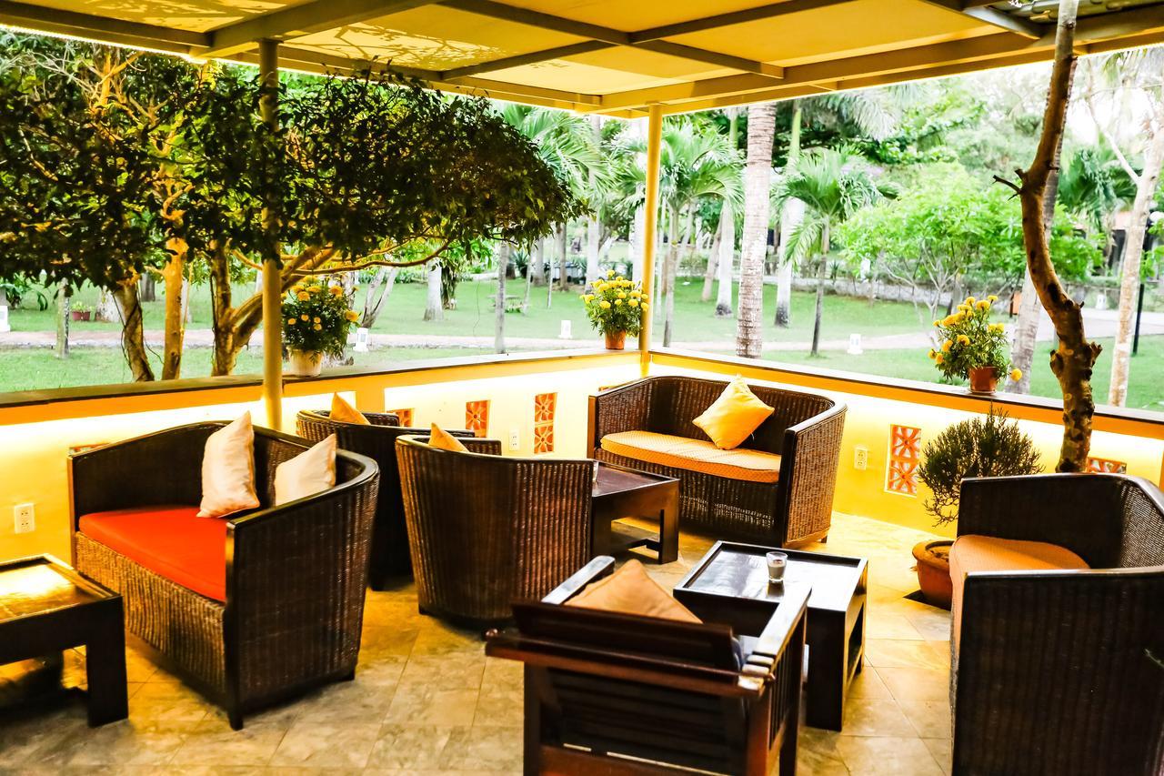 Le Belhamy Beach Resort & Spa, Hoi An An Bàn Exterior photo